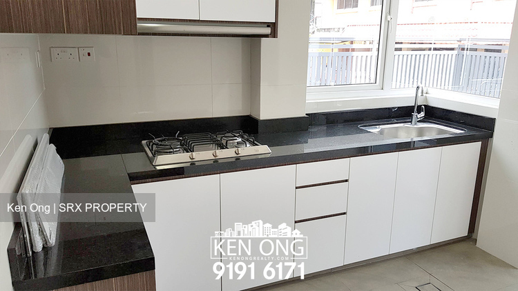 Lorong 107 Changi (D15), Terrace #185018262